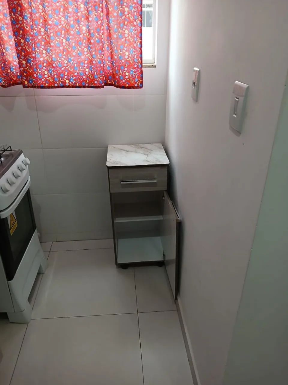 COZINHA MODULADA DECIBAL + ARMÁRIOS AUXILIARES