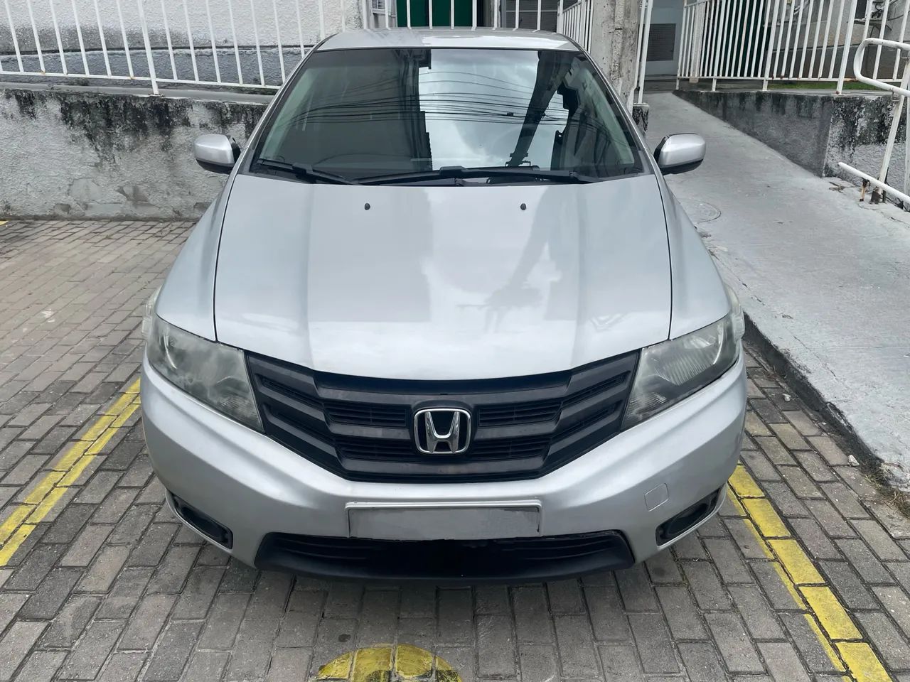 Honda City CITY Sedan SPORT 1.5 FLEX 16V 4p Mec. 2014