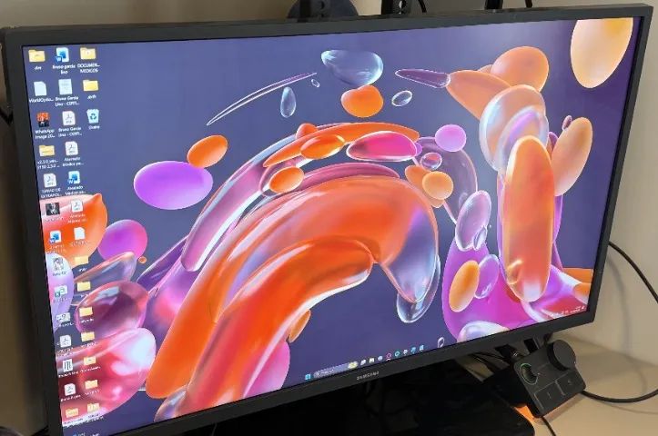 VENDO DOIS MONITORES SAMSUNG 4K UJ59 - 32 POLEGADAS  - Foto 2
