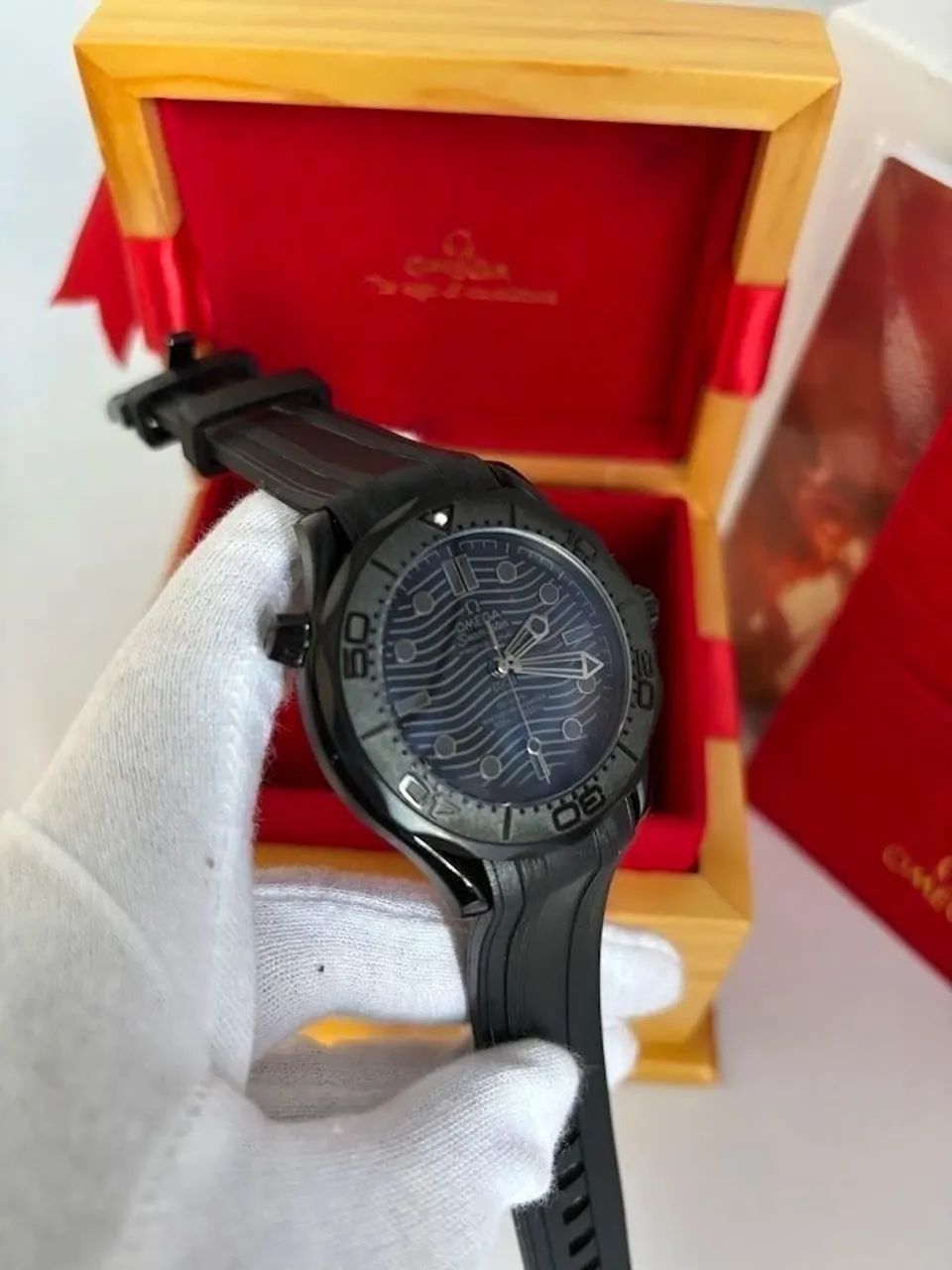 Relógio Estilo All Black Automático - Aço 904L, Fundo de Vidro e Pulseira de Borracha - Foto 2