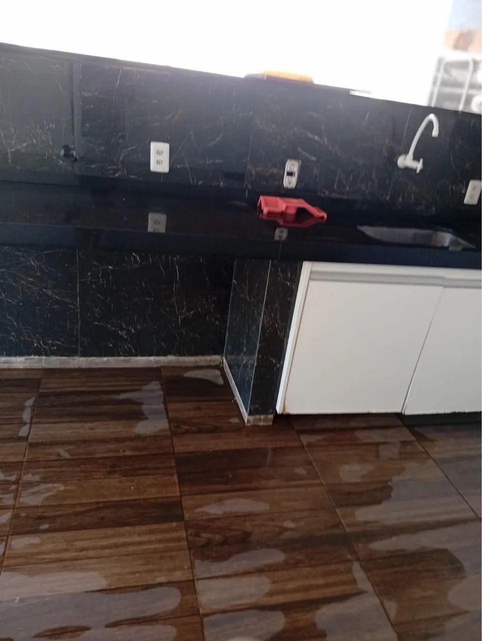 Excelente imóvel com projeto moderno e acabamento de alto padrão - Foto 3