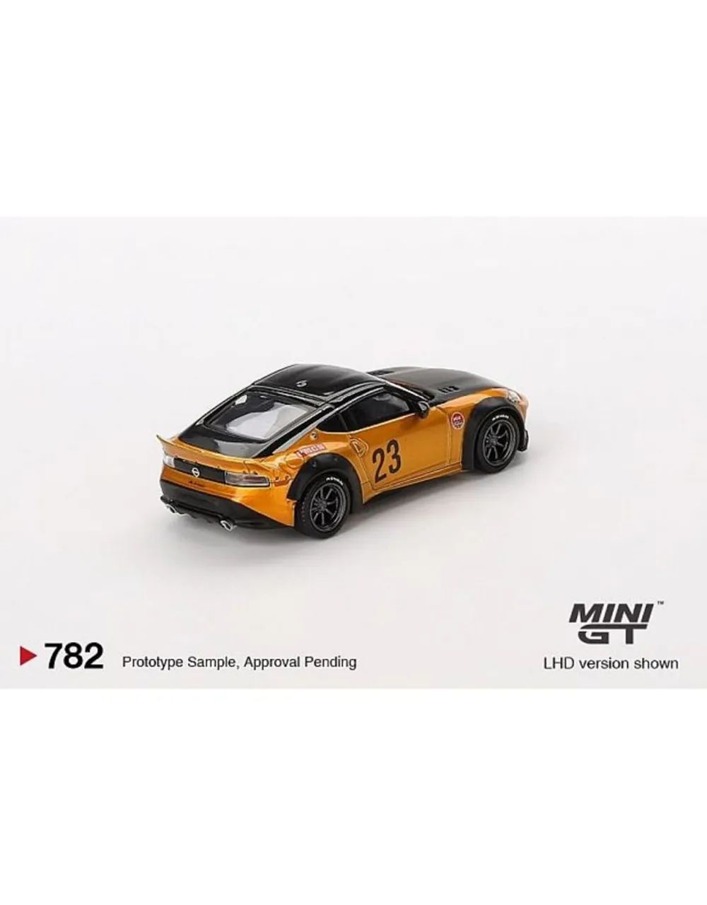 Mini GT Nissan Z Gold Liberty Walk 1/64 - Hobbies e coleções