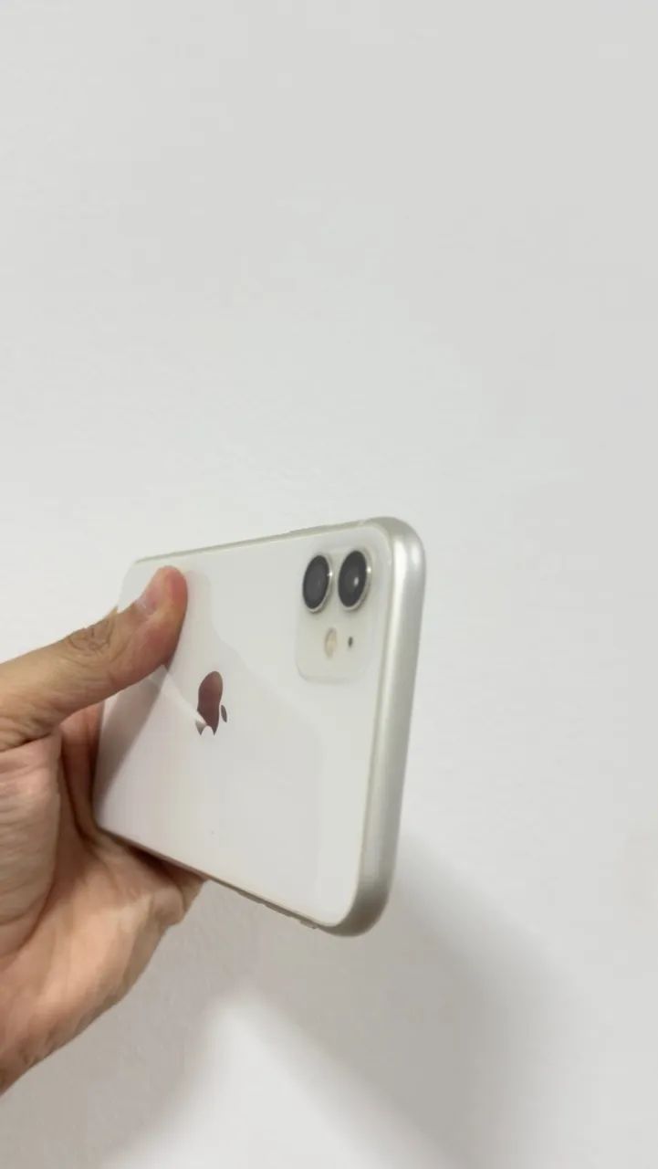 Vendo IPhone 11, 128gb, super conservado  - Foto 4