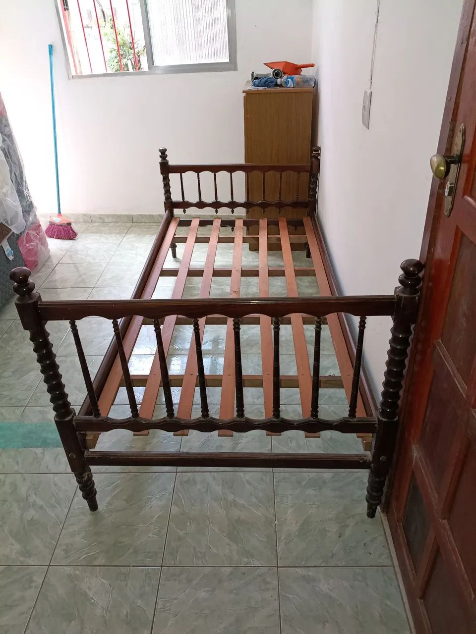 Cama de solteiro madeira maciça 65576112625154122