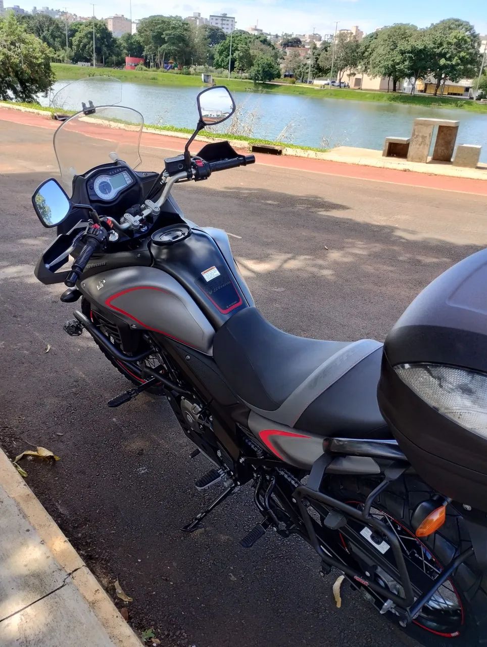 V STROM XT 650 17/18 - Foto 3