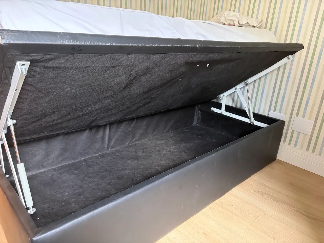 Cama BOX BAÚ ORTOBOM com colchão