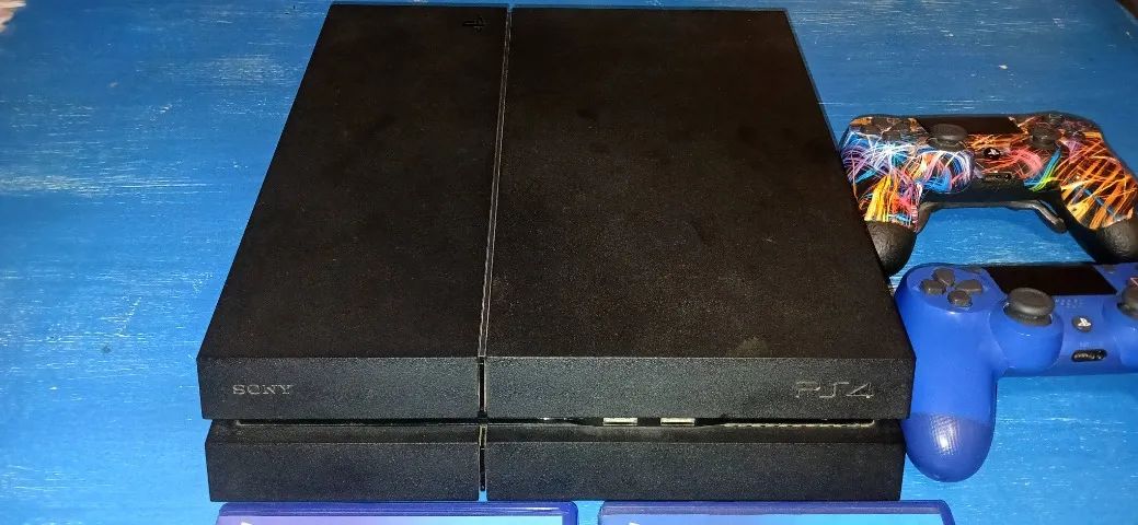 PS4 2 CONTROLES E 2 JOGOS - Foto 4