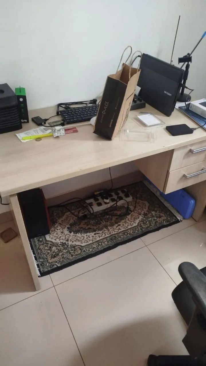 Mesa de Escritório