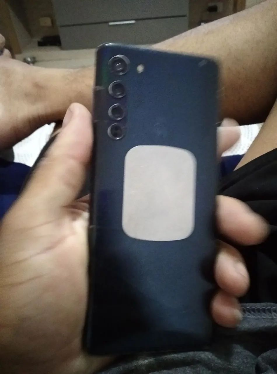 Vendo celular Motorola Edge  - Foto 3