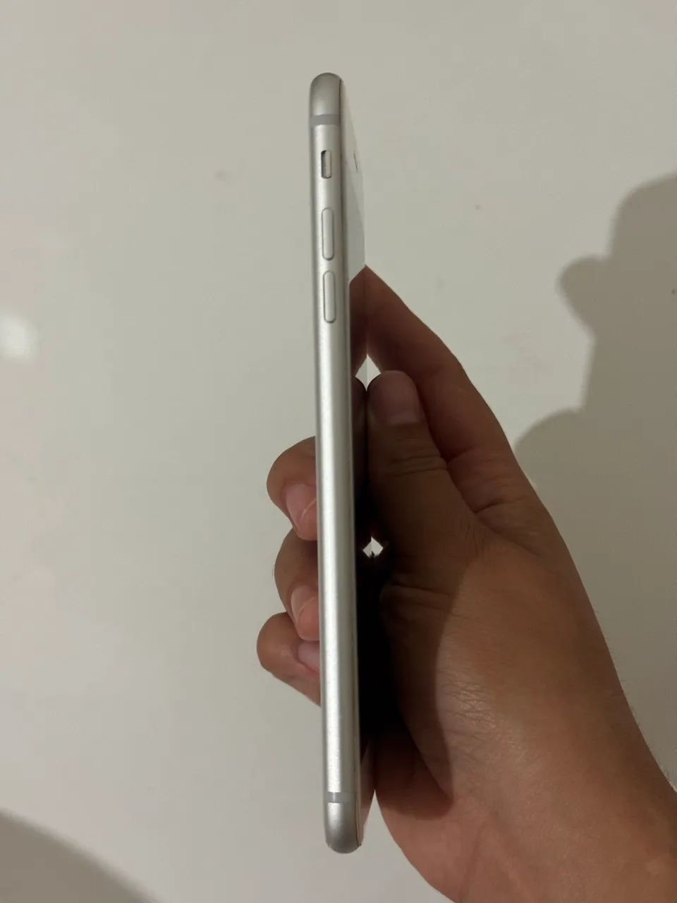 IPHONE 8 PLUS - 256GB - Foto 4