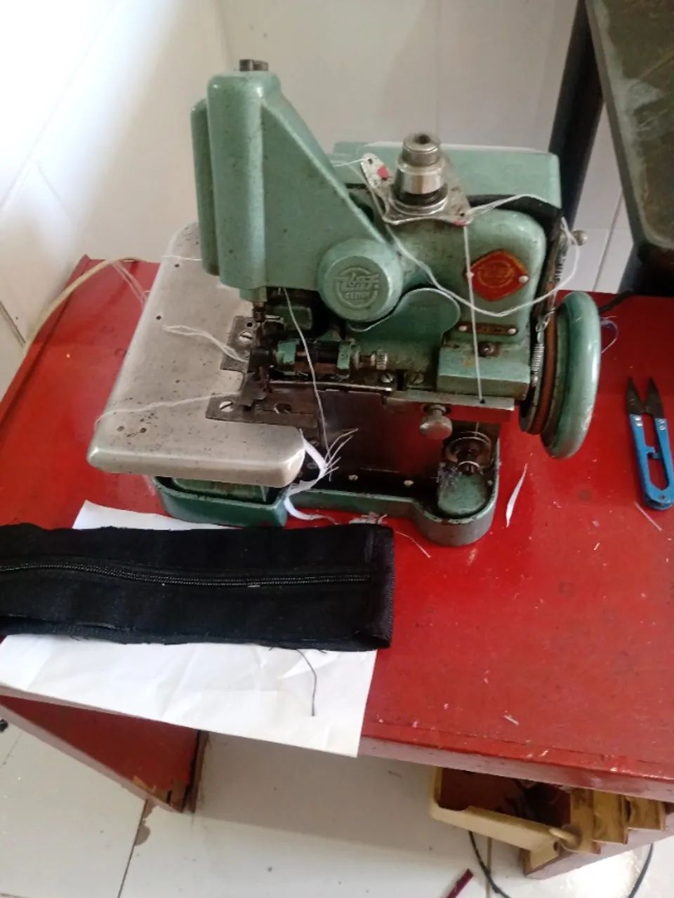 máquina overloque portátil 
