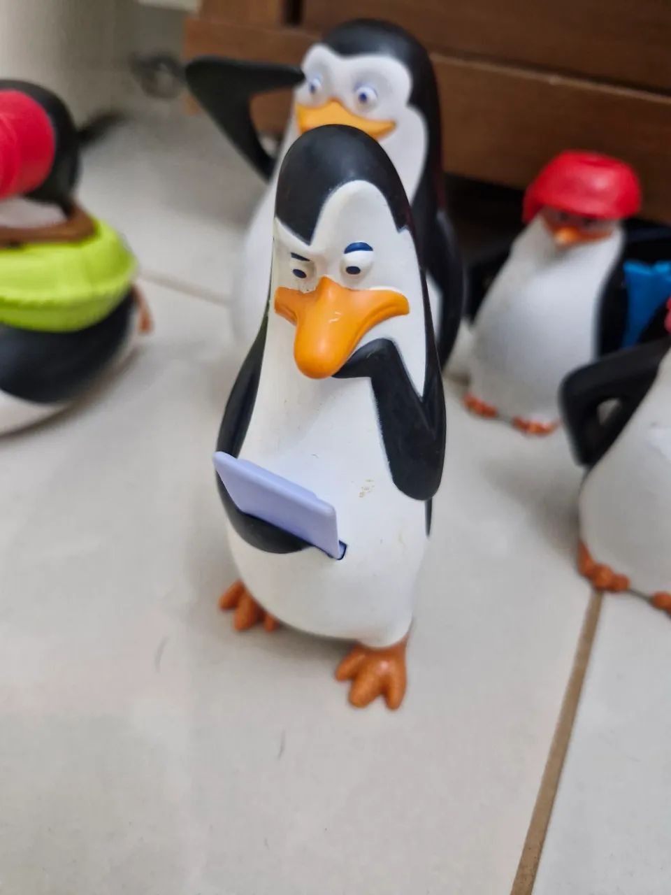 Miniaturas Action Figure - Pinguins de Madagascar - Foto 3