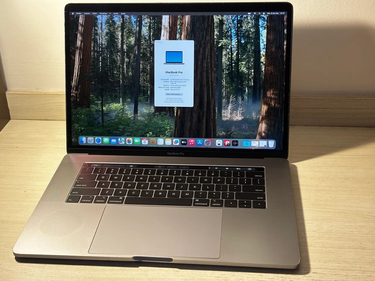 MacBook Pro 15 inch 2018 - 16GB/256 - Radeon 555X - Bateria Nova