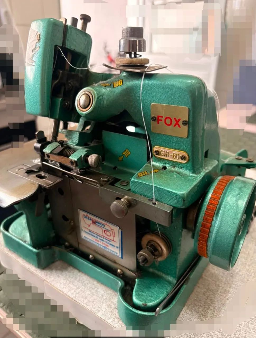 Máquina Overlok - Foto 4