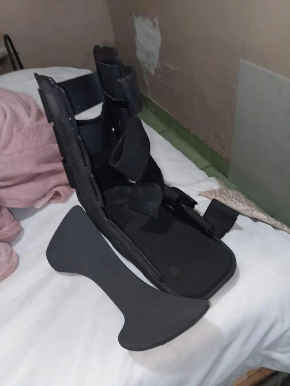 BOTA ORTOPÉDICA  - Foto 2