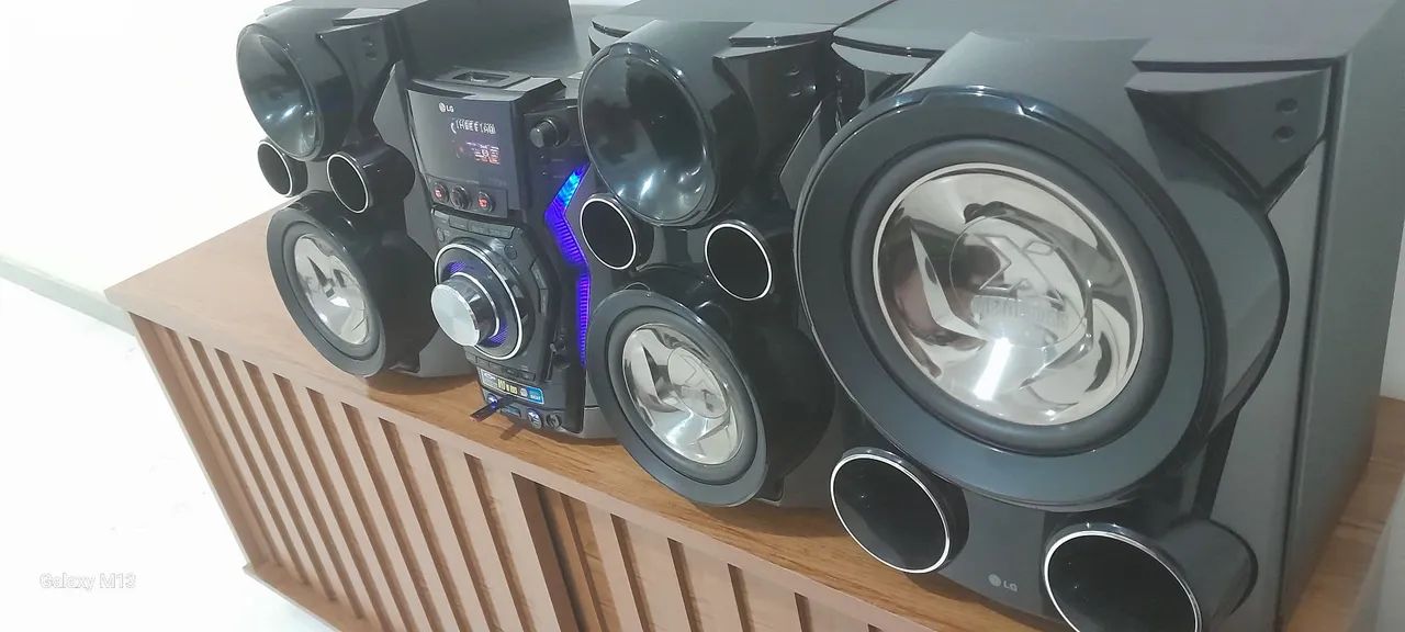 MINI SYSTEM LG XBOOM MCT806 - 810W RMS - Foto 2