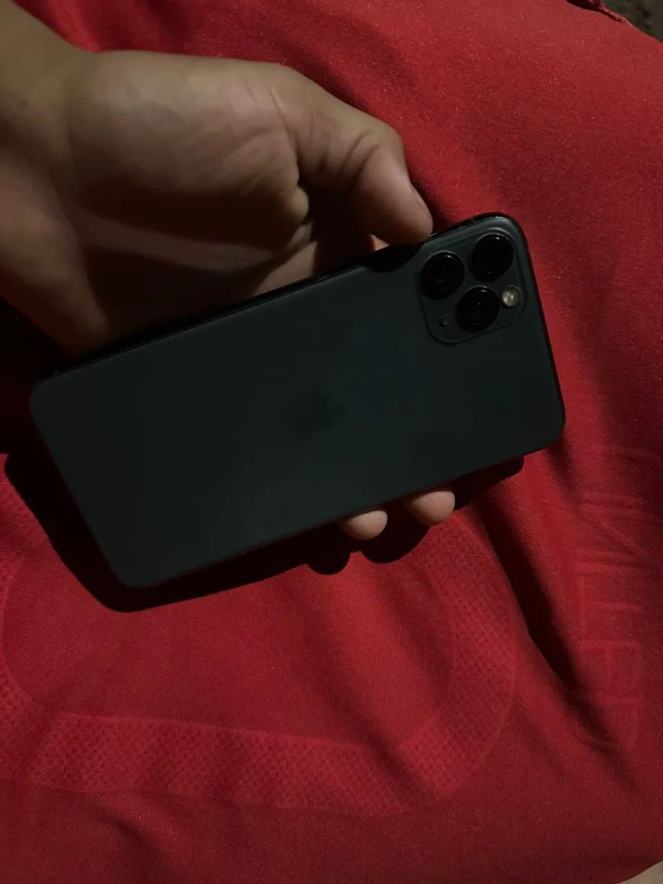 Vende-se iPhone 11 Pro Max 256g