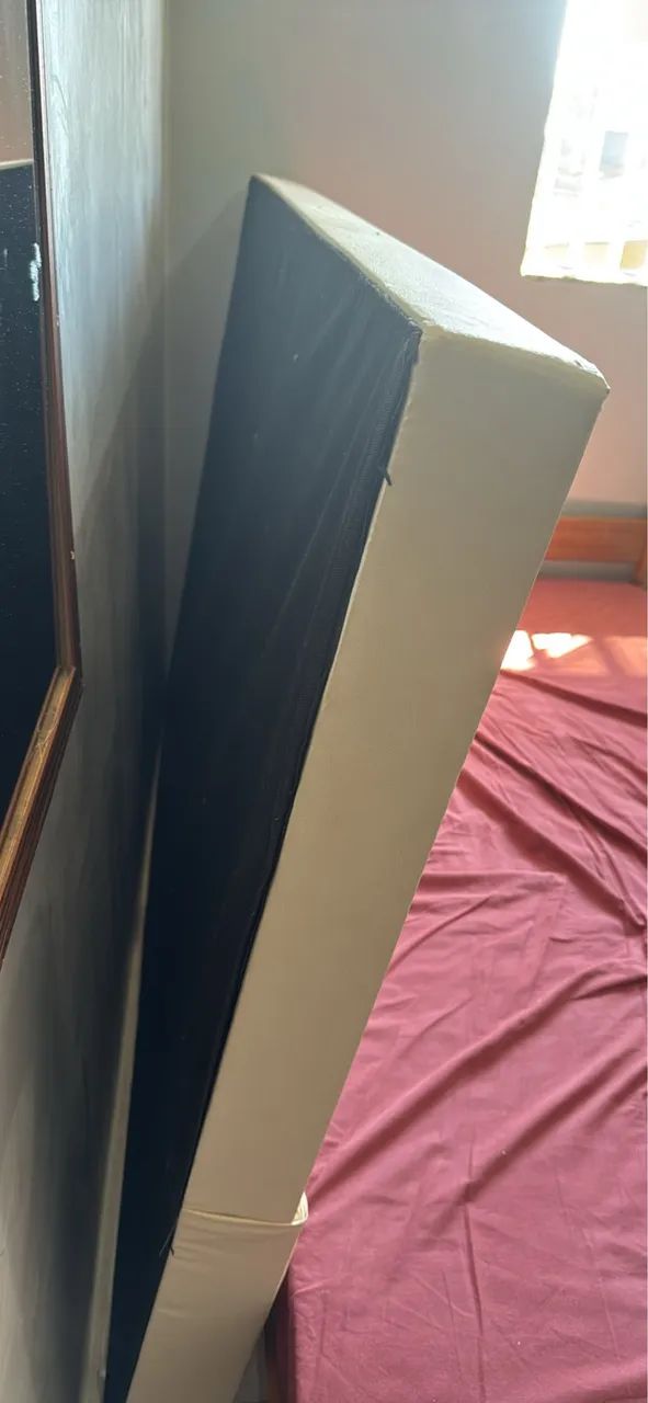 Vendo cabeceira de cama queen  - Foto 4