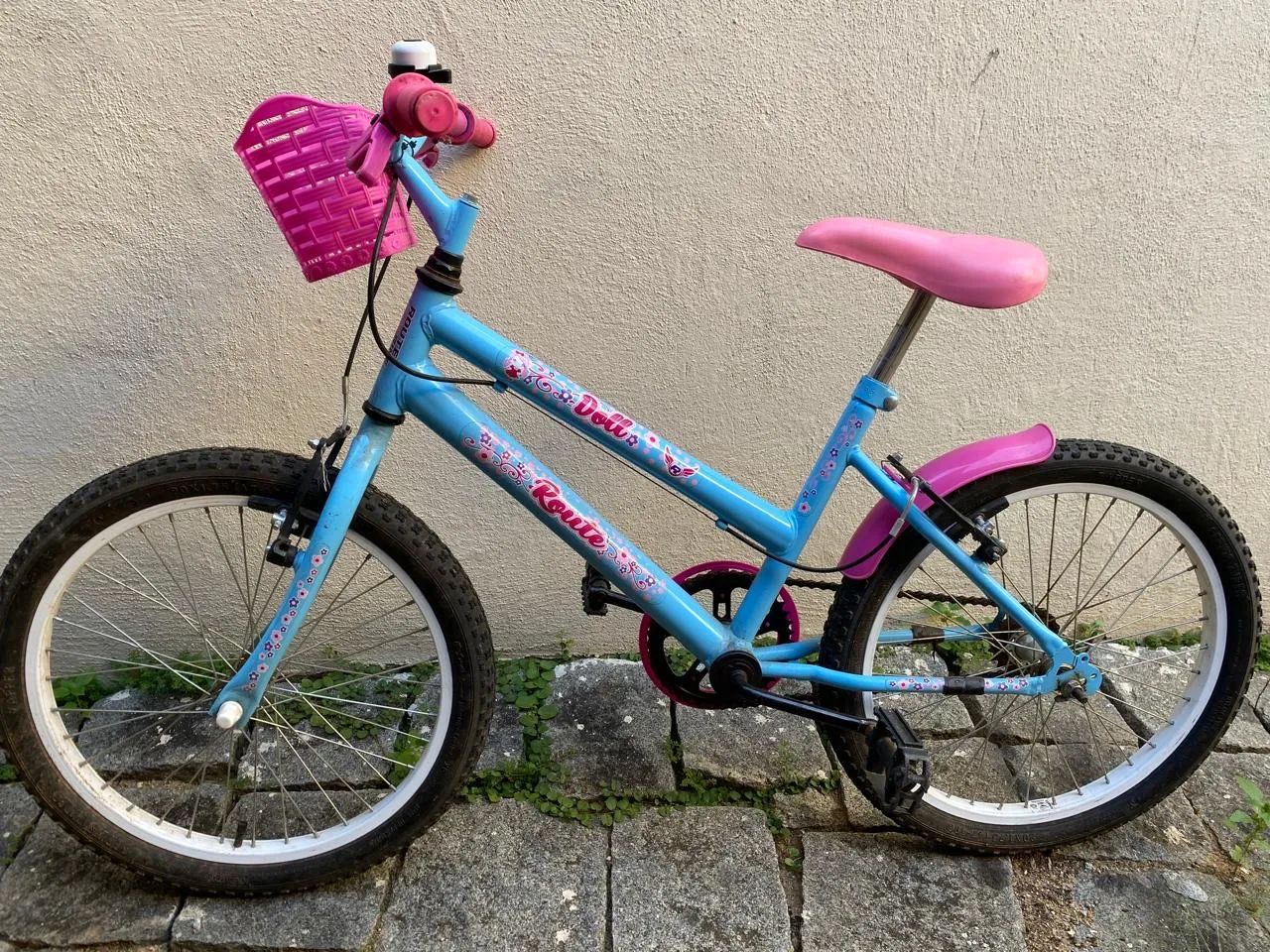 Bicicleta infantil rosa e azul - Foto 5