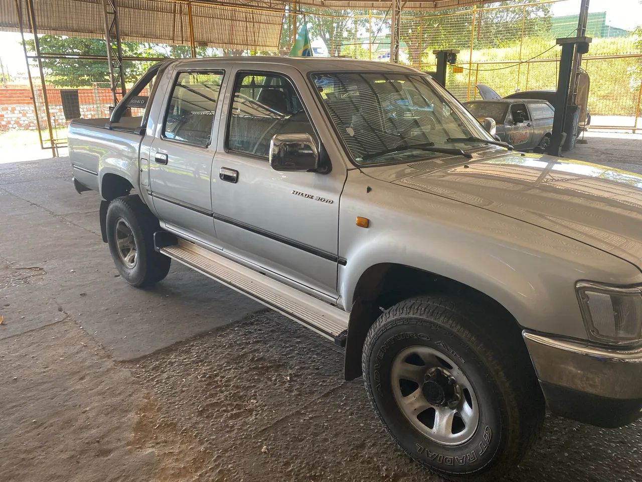 Toyota Hilux CD SRV 4X4 3.0 8V 116cv TB Diesel 2005