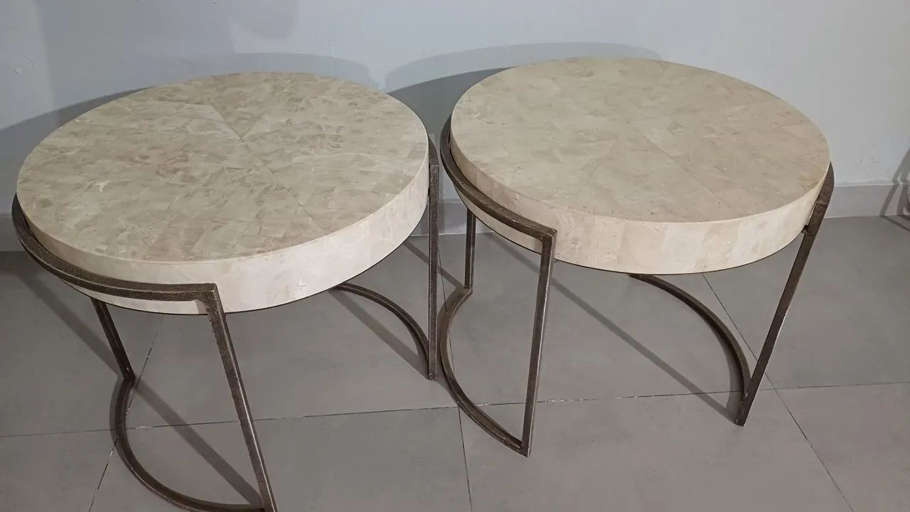 Jogo de mesa de canto