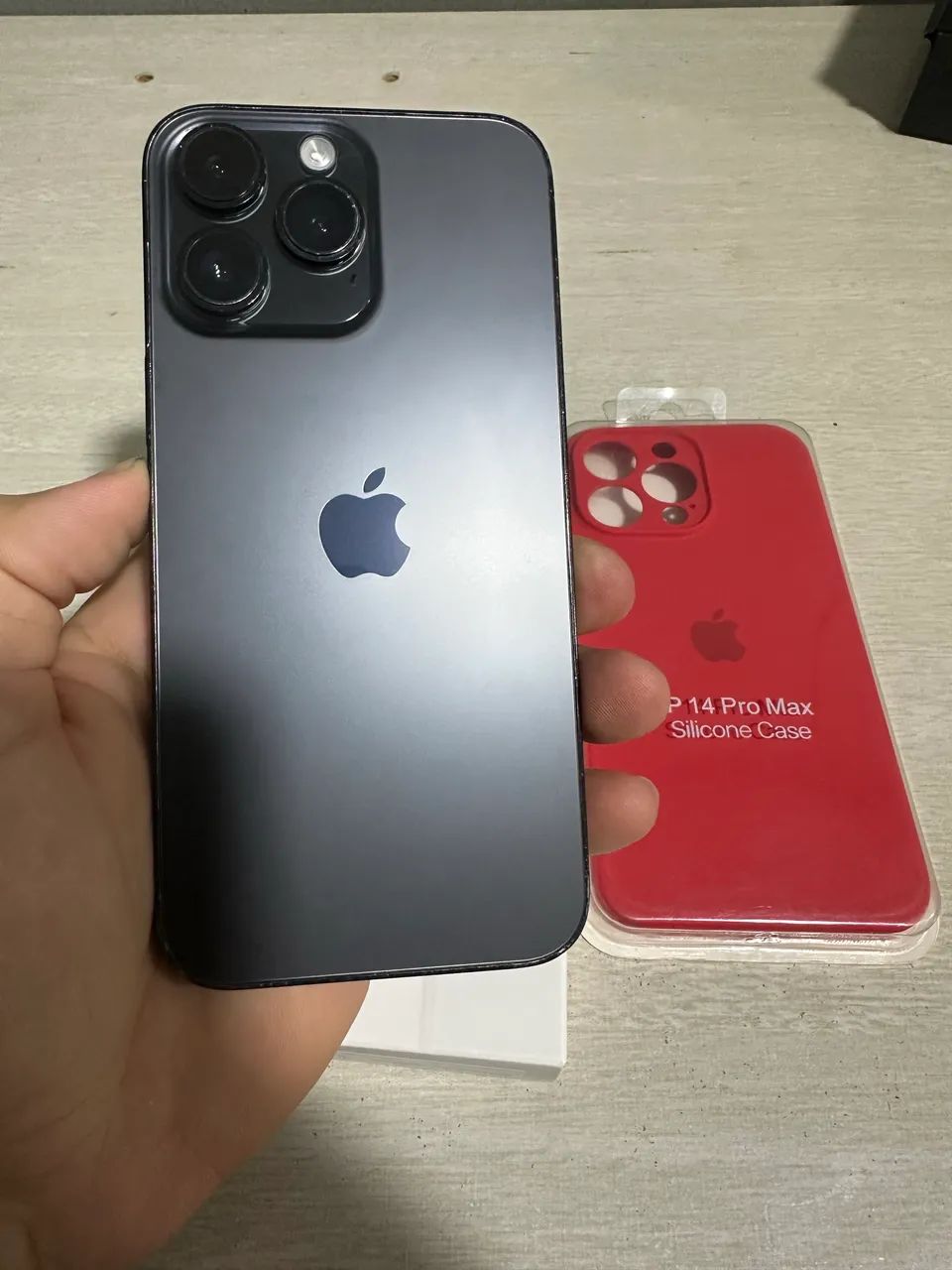 iPhone 14 Pro Max 256g, nunca aberto - Celulares e Smartphones