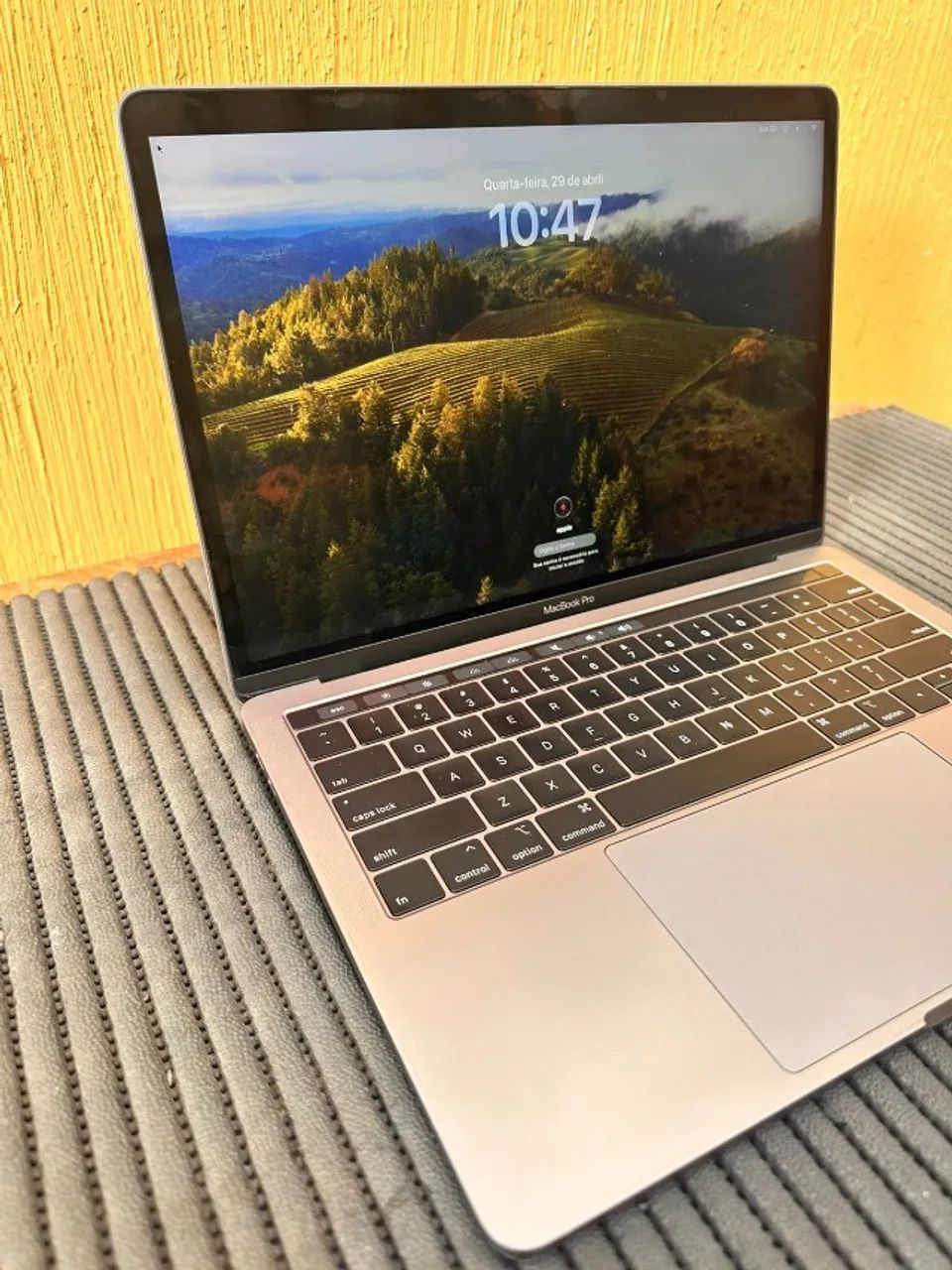 MacBook Pro 2019 - Core I7/16GB / SSD 512GB / tela 13.3 - A1989