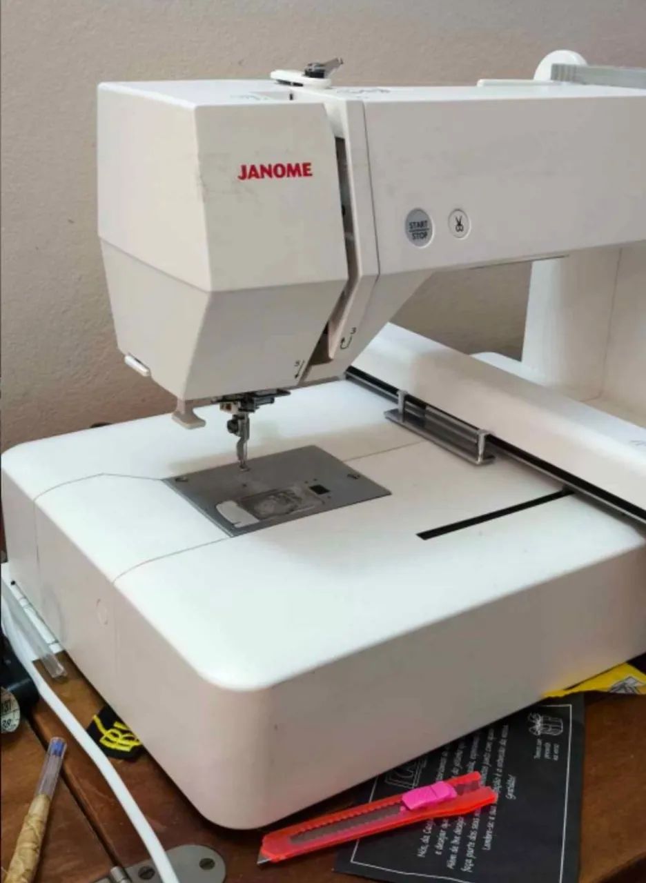 Máquina de bordar Janome 500e - Foto 4