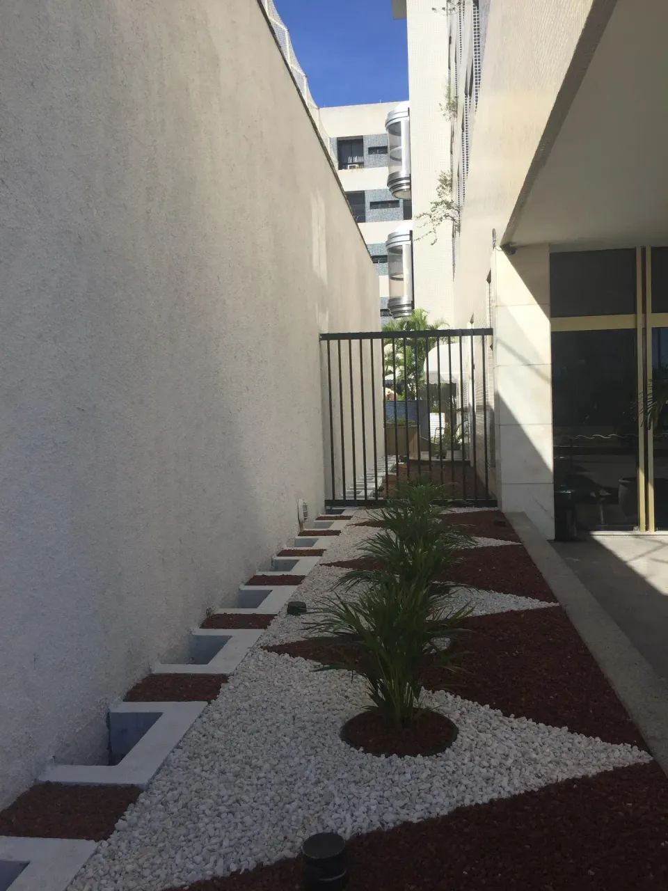 Loja Terrea com 36m², decorada em Ondina - Salvador - Ba - Foto 5