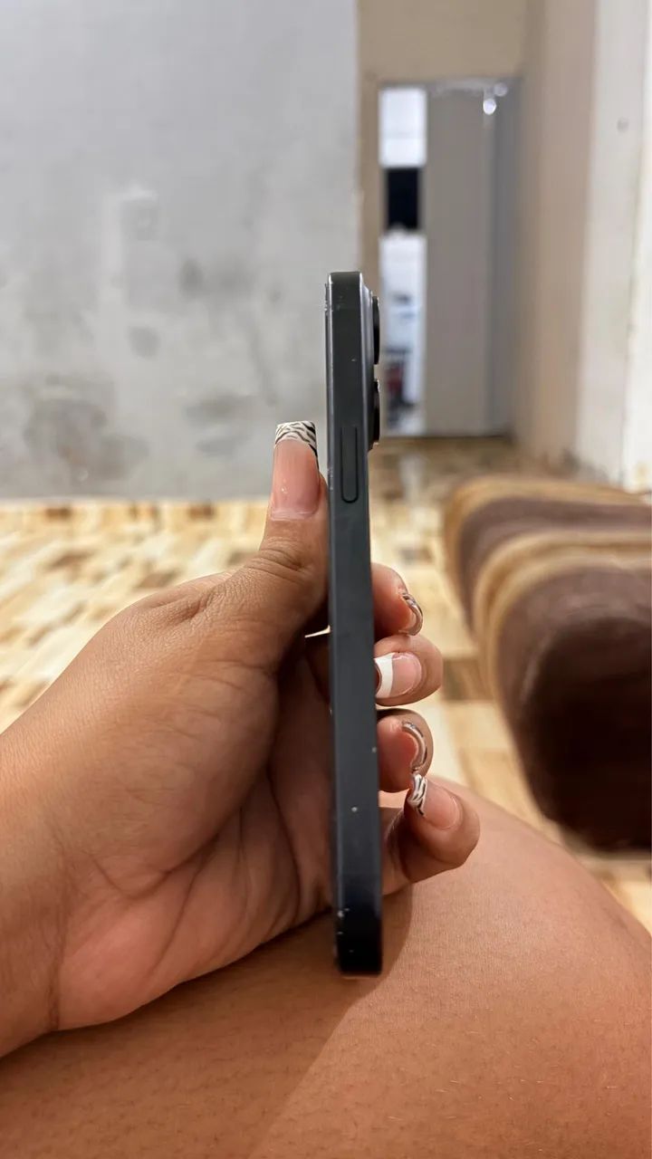 Vendo iphone 15 - Foto 3