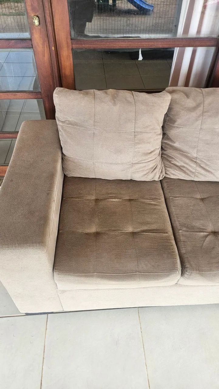 Sofá 3 lugares usado  - Foto 3