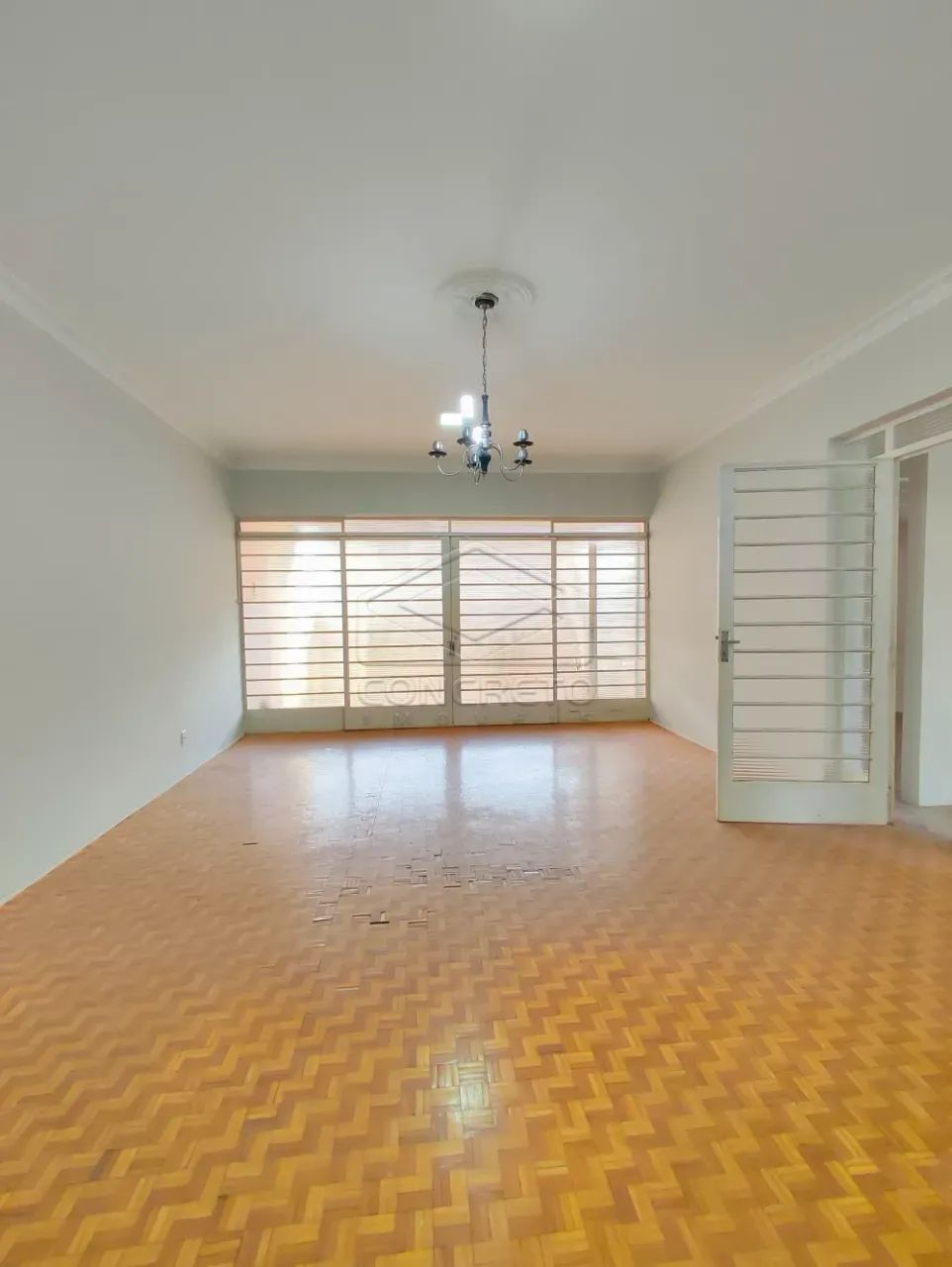 EXCELENTE IMÓVEL COMERCIAL AO LADO DO BOULEVARD SHOPPING - Foto 2