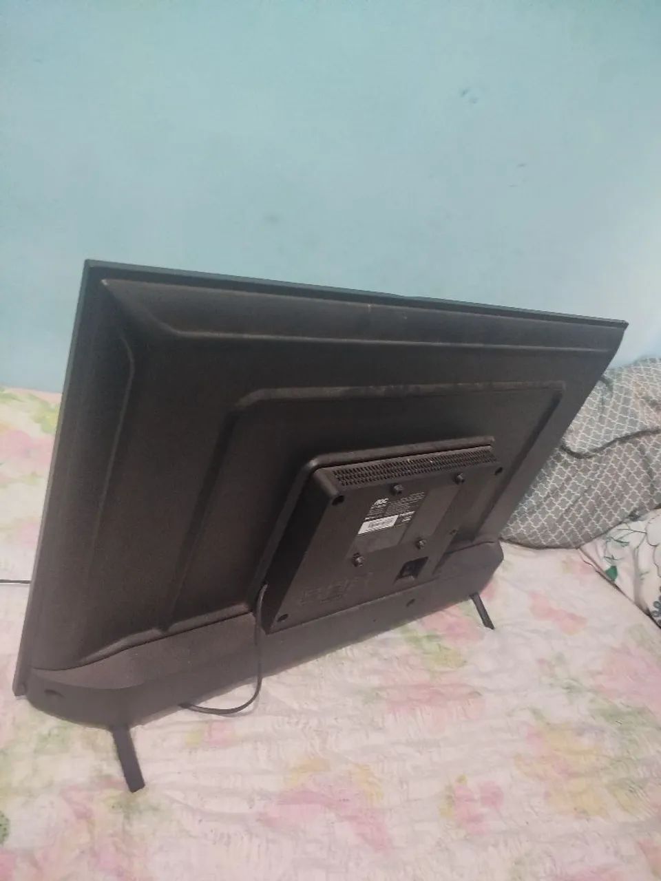 TV ROKU 32 POLEGADAS COM DEFEITO - Foto 3