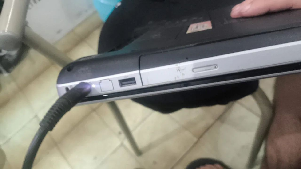 Notebook Hp g42 i3 retirada de peças ou pra quem conserta  - Foto 5