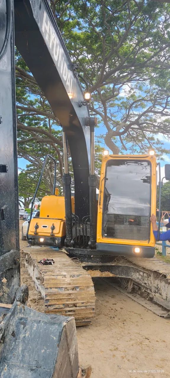 Escavadeira  - Foto 4
