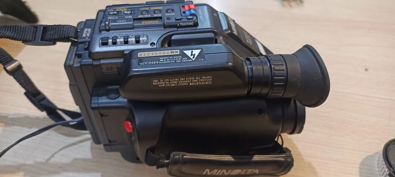 filmadora VHS-C vintage Minolta Master C-606 - Foto 3