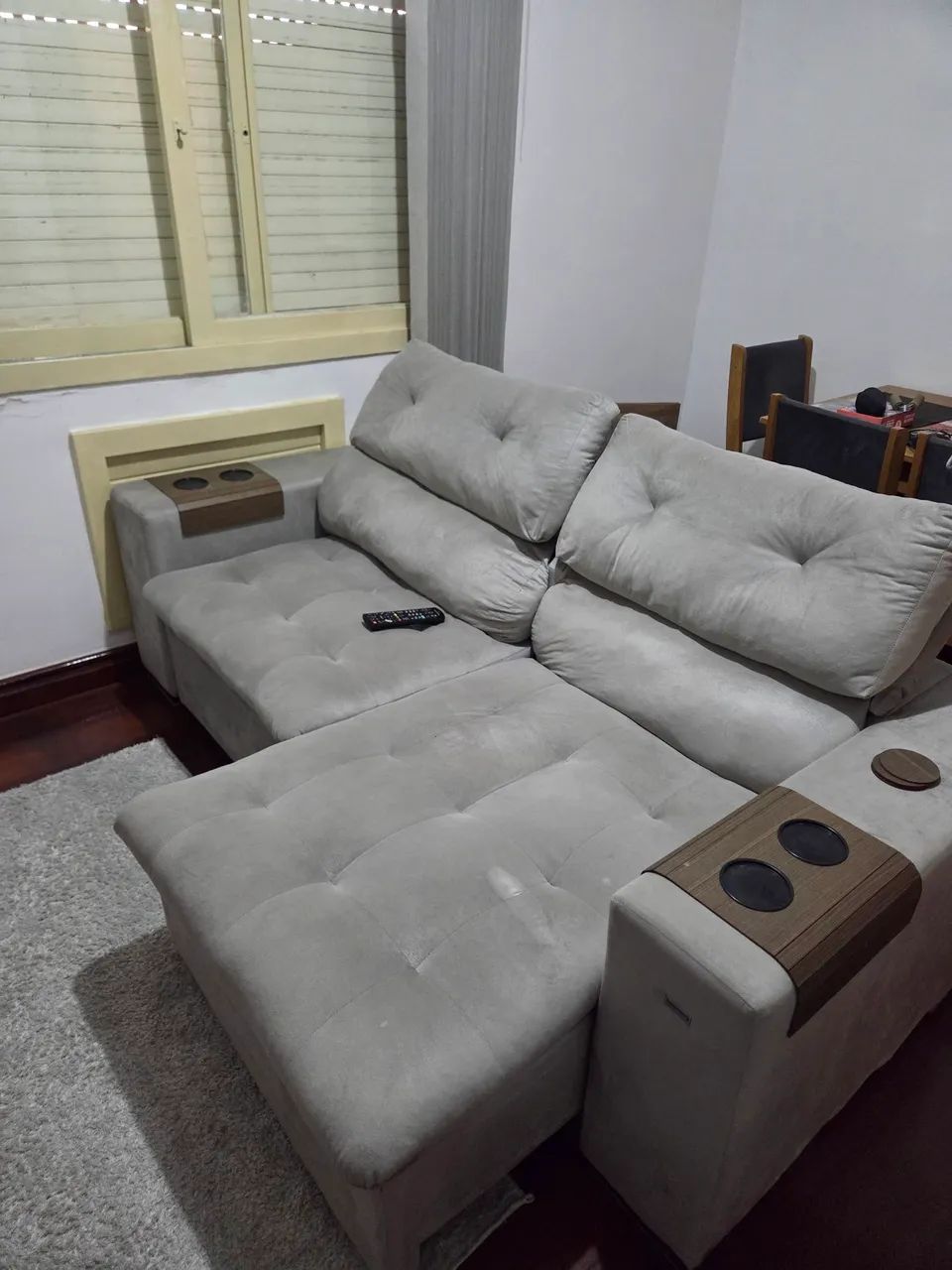 Sofá retrátil 2 lugares 