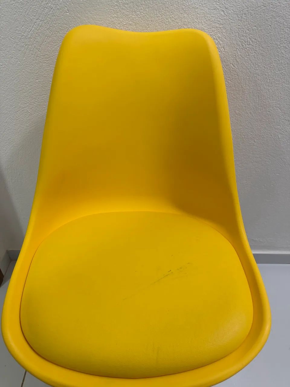 Cadeira Polipropileno Estofada Amarela - Foto 3