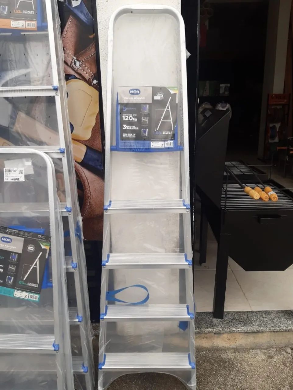 Escadas De Alumínio Domestícas  - Foto 2