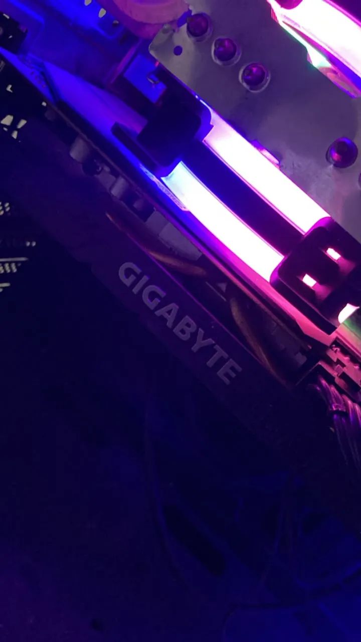 Vendo RTX 2060 Gigabyte - Foto 4