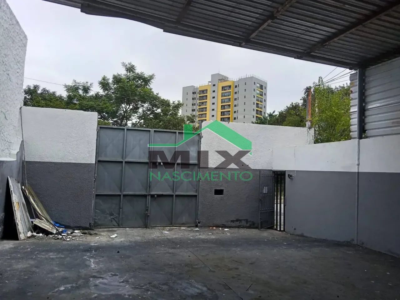 Galpão com 500m² de Área Total, Pé-Direito de 5 Metros e Zoneamento ZUP 3 - Foto 2