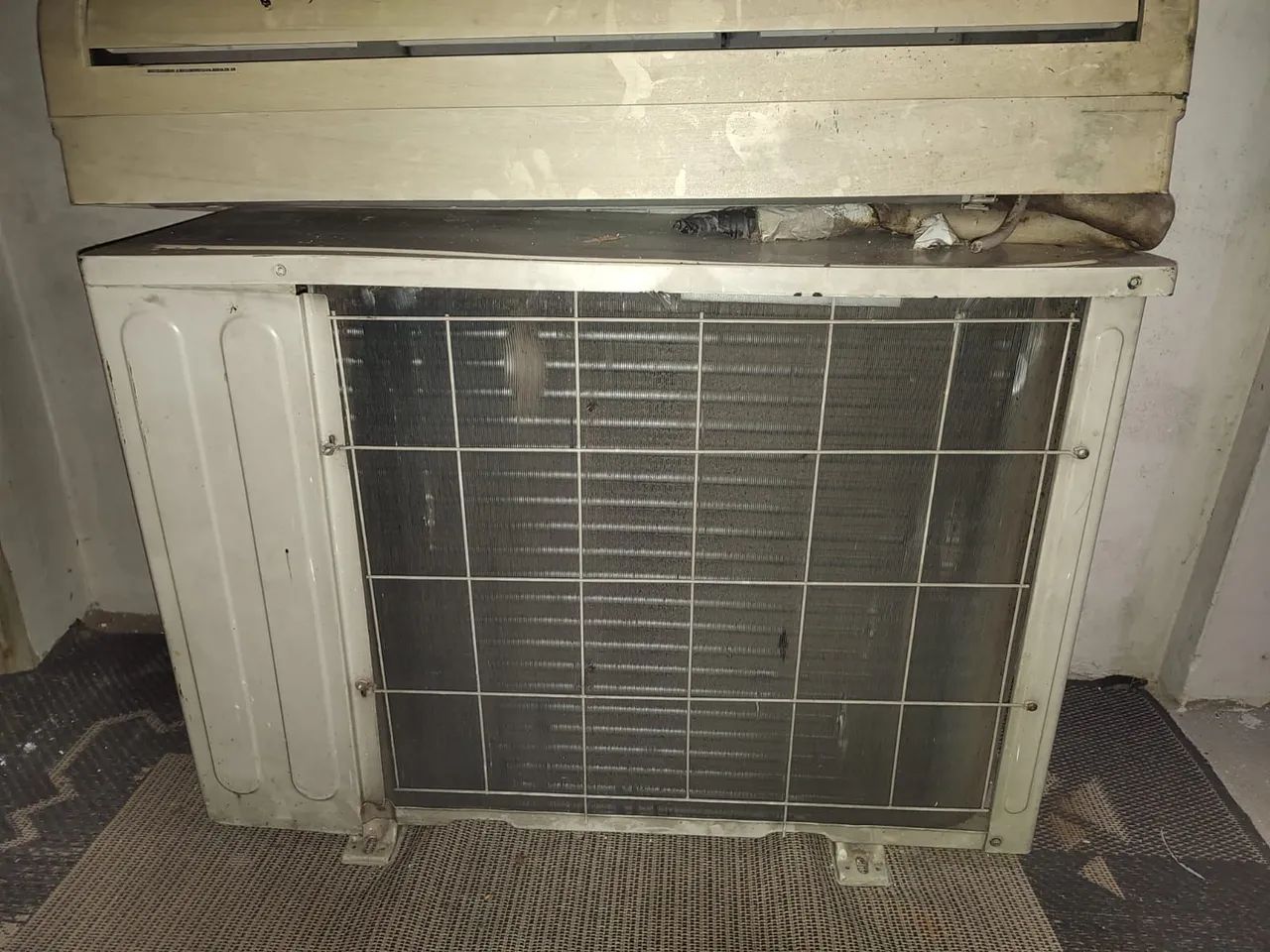 Ar condicionado Split-Só Frio Modelo SRFI-2400-2 