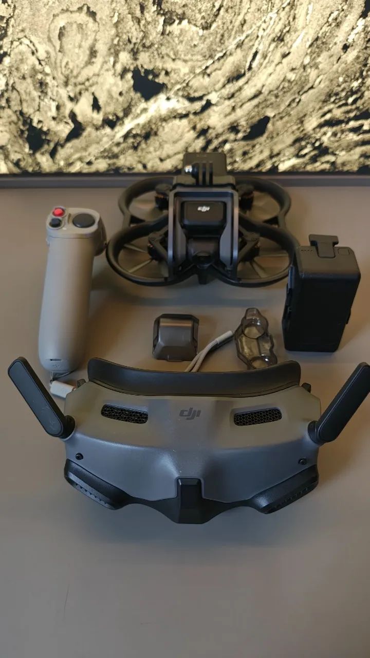 Drone DJI Avata - Combo + Controles extra - Foto 2