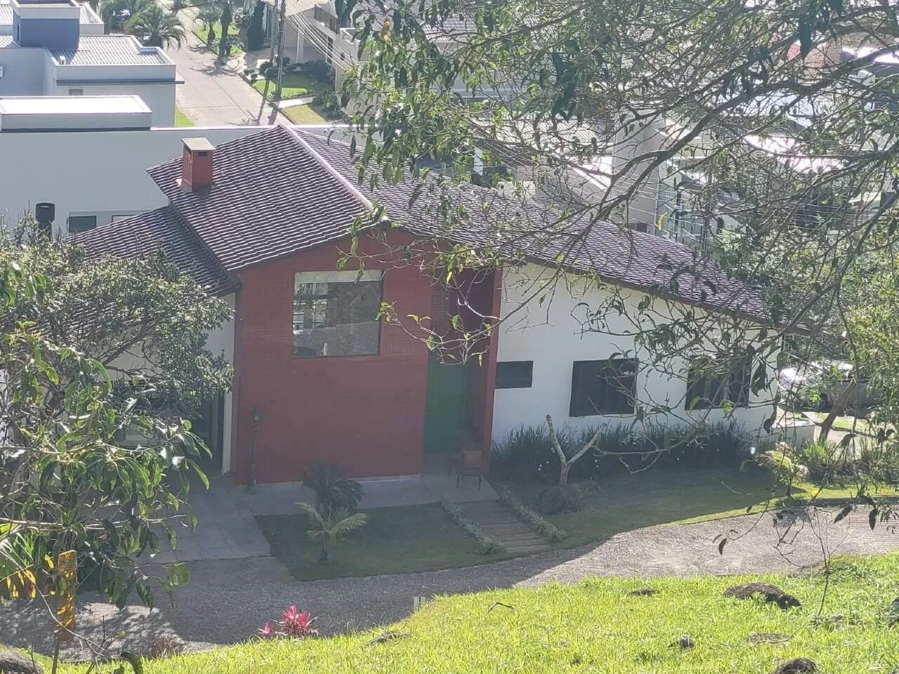Venda | Casa 3 quartos (1 suíte) + 1 vaga