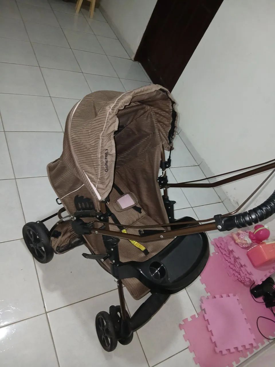  carrinho de bebê 