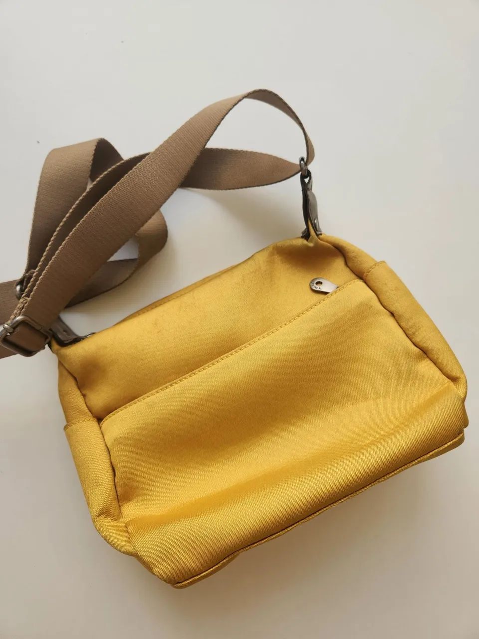 Bolsa unclek  amarela  - Foto 4