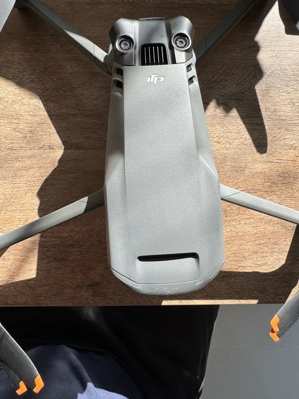 DJI MAVIC 3 PRO - ENTREGA EM MÃOS APENAS - Foto 2