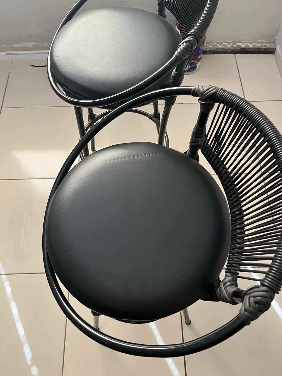 Vendo 2 banquetas  - Foto 2