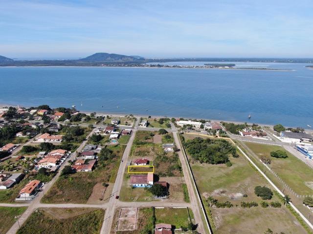 Terreno a 80 metros da praia à venda em Itapoá SC - Foto 4