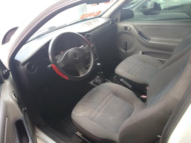 GM/ Celta Life 2006 AR e GNV/ 6.900,00 - Foto 4
